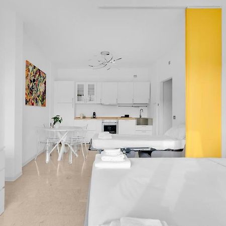 Yellow Flat Central Milano Dış mekan fotoğraf