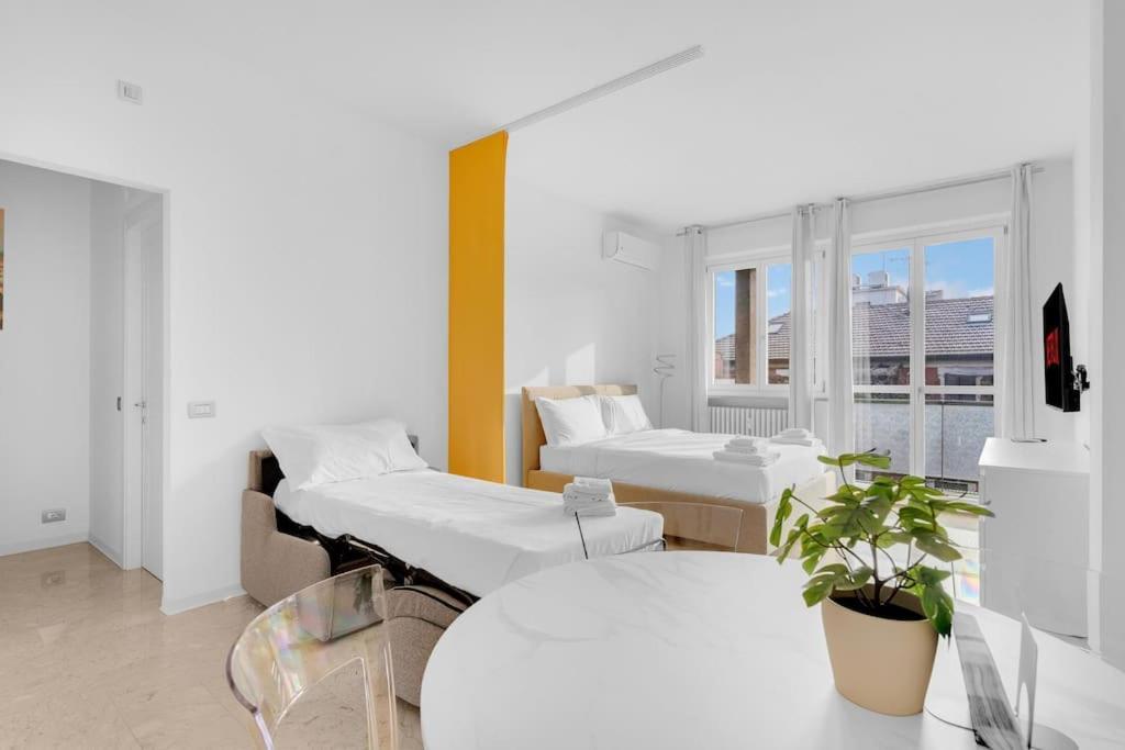 Yellow Flat Central Milano Dış mekan fotoğraf