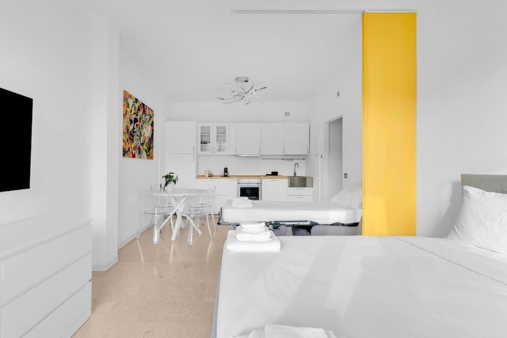 Yellow Flat Central Milano Dış mekan fotoğraf