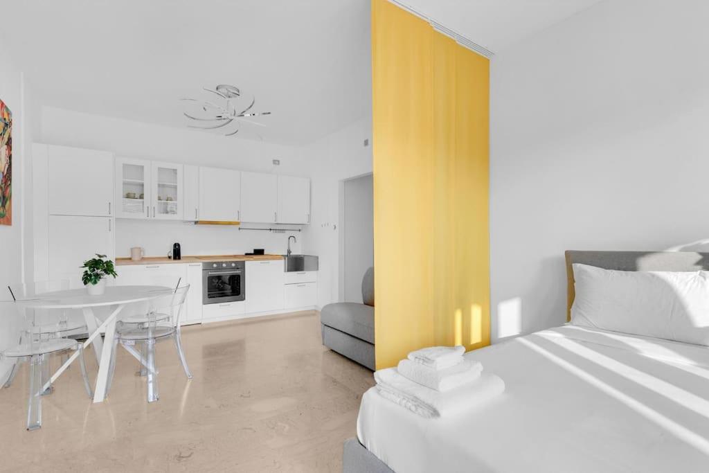 Yellow Flat Central Milano Dış mekan fotoğraf